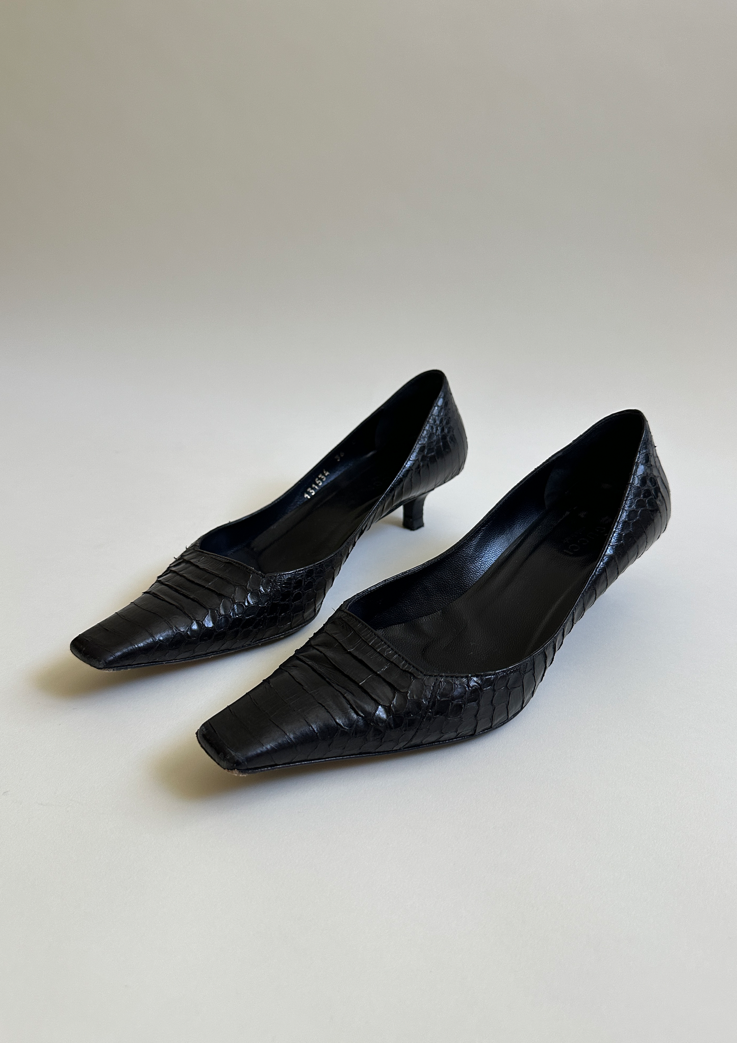 Gucci Python Pumps