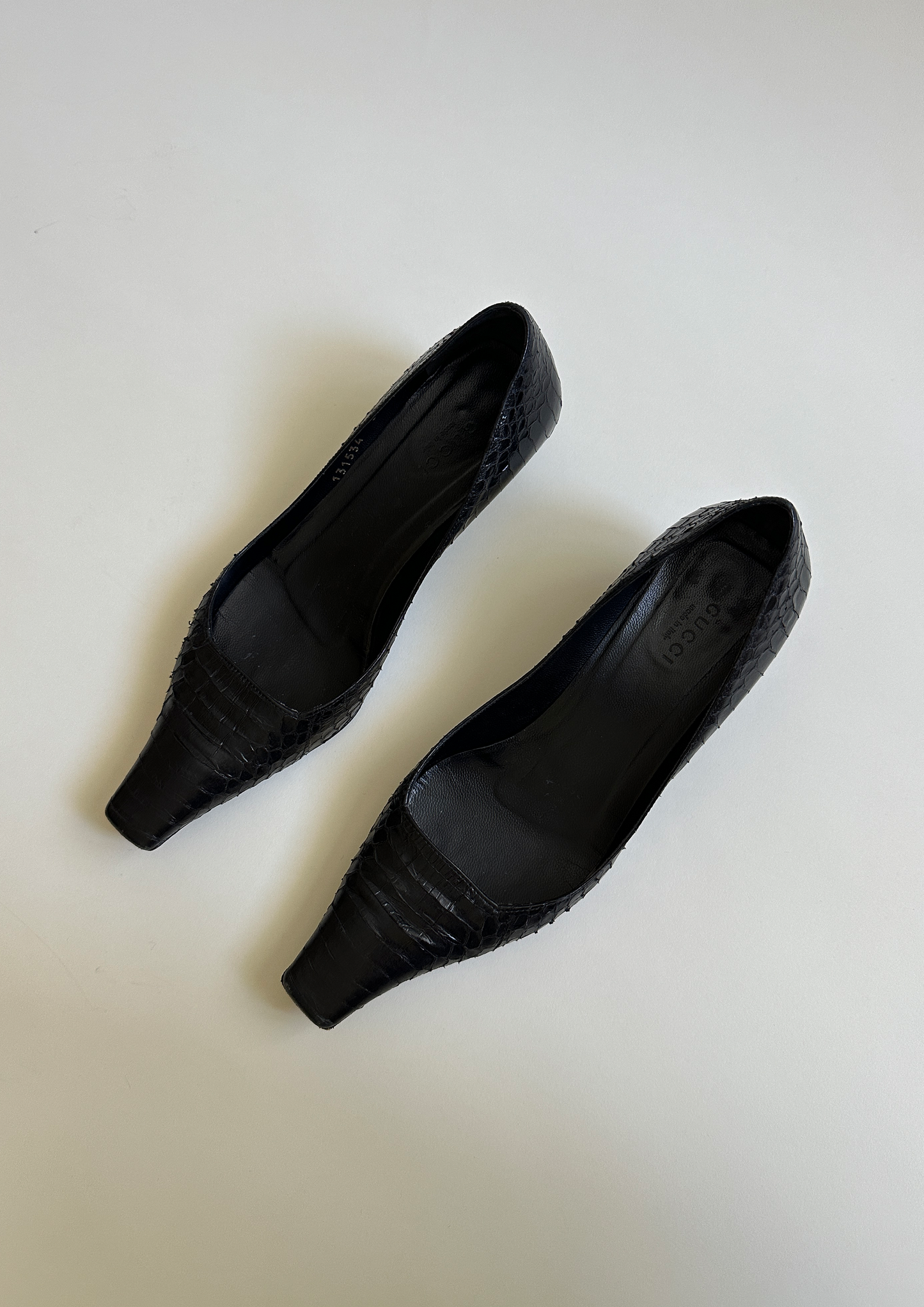 Gucci Python Pumps